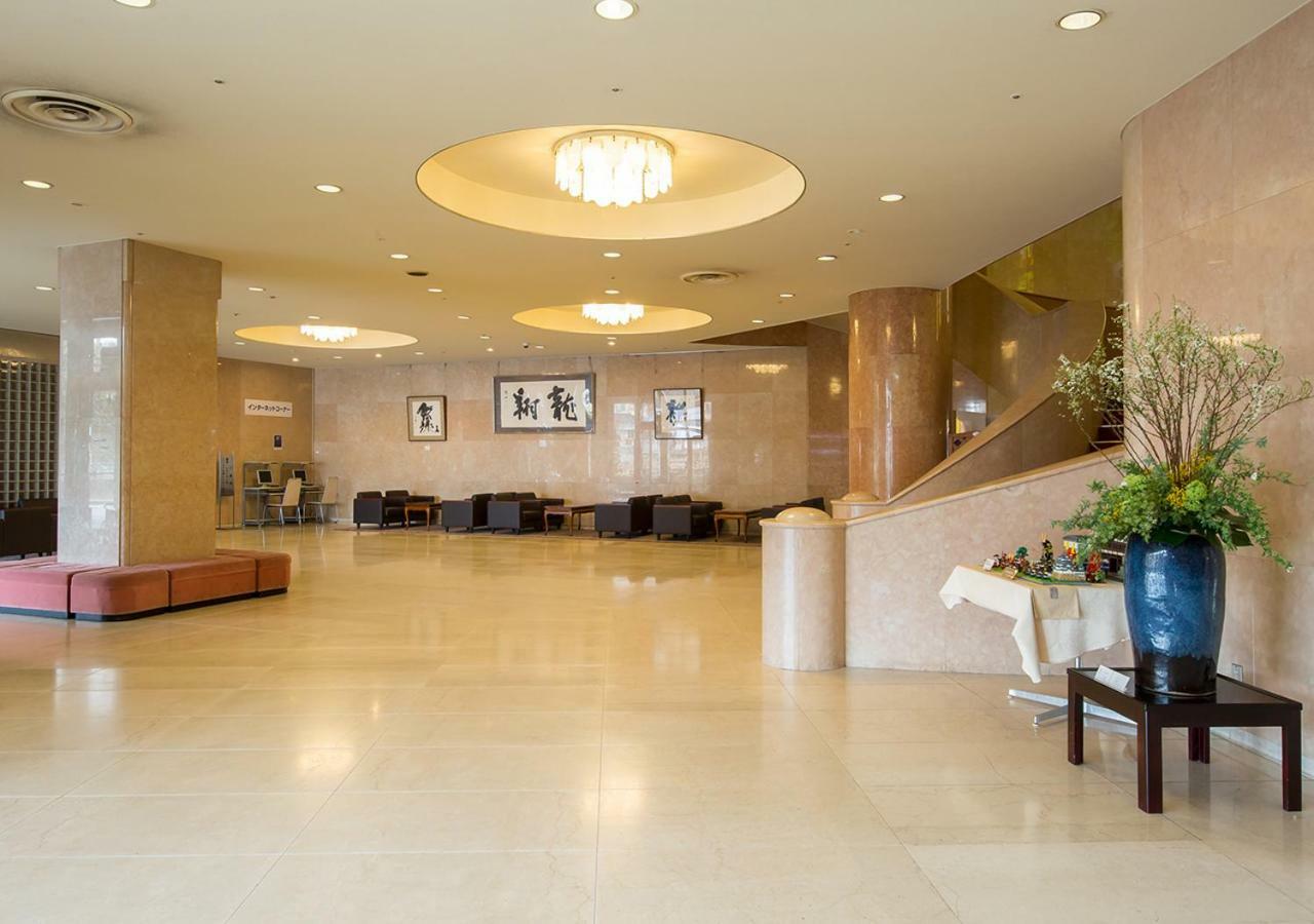 Komoro Grand Castle Hotel Bagian luar foto